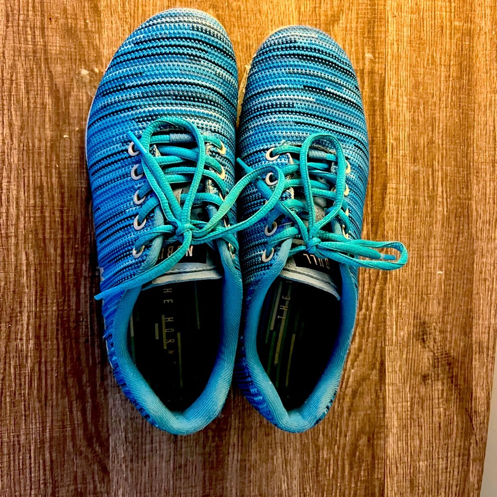 No Bull Women’s 9.5 Mens 8